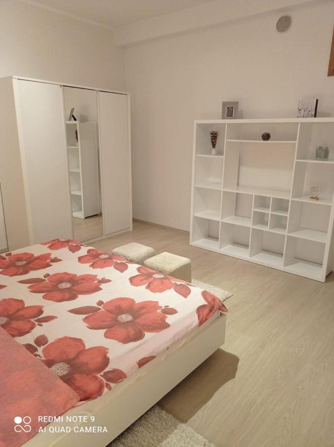 Apartments Zenta สปลิท ภายนอก รูปภาพ