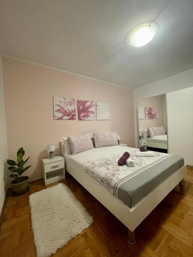 Apartments Zenta สปลิท ภายนอก รูปภาพ